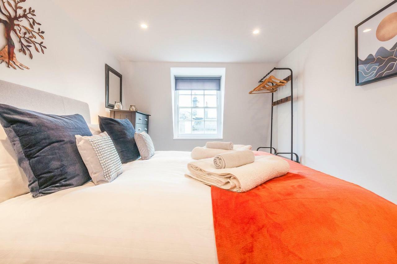 Pure B - Exceptional Views Of Tamar & Royal William Yard With Free Parking & Wifi Lejlighed Plymouth Eksteriør billede