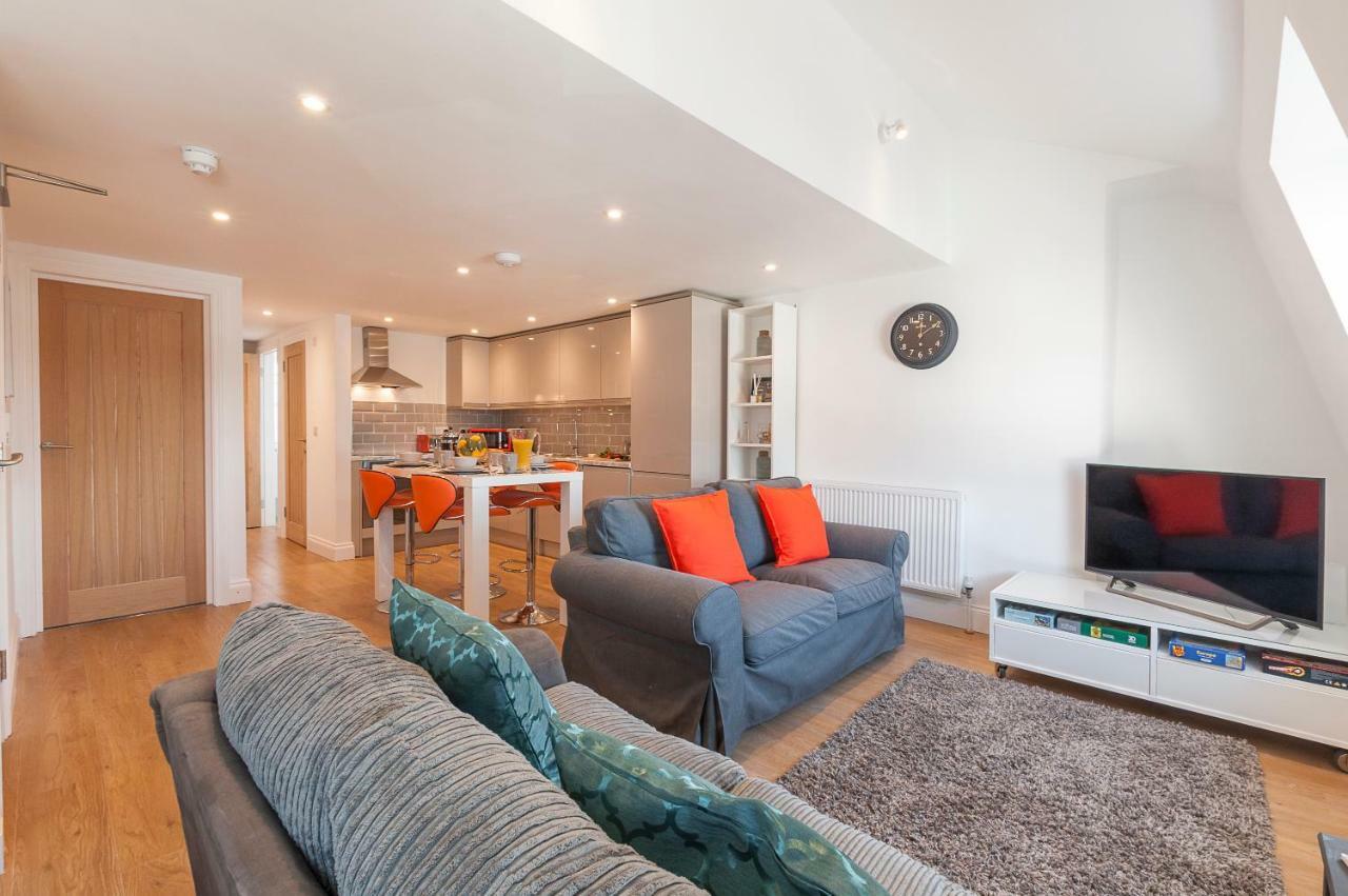 Pure B - Exceptional Views Of Tamar & Royal William Yard With Free Parking & Wifi Lejlighed Plymouth Eksteriør billede